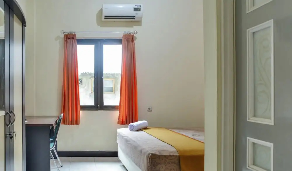 ZEN Rooms Depok Sleman Syariah