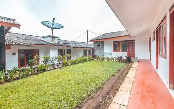 Oyo 2307 Wisma Laguna Village