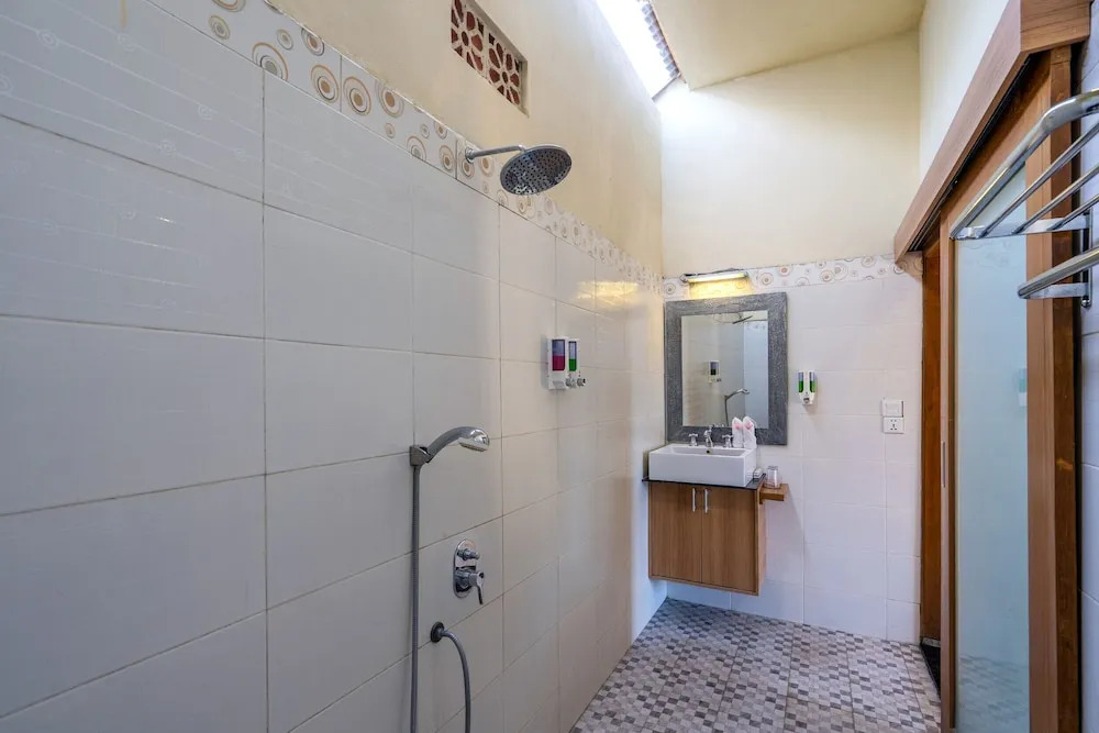Bali Nusa Cottage