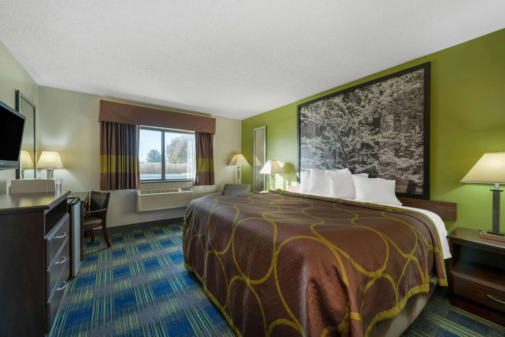 South Ridge Inn