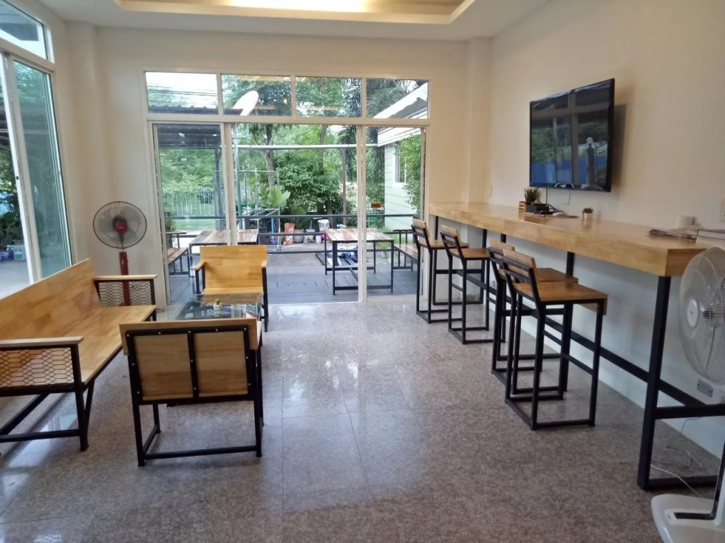 Vanarom Hotel