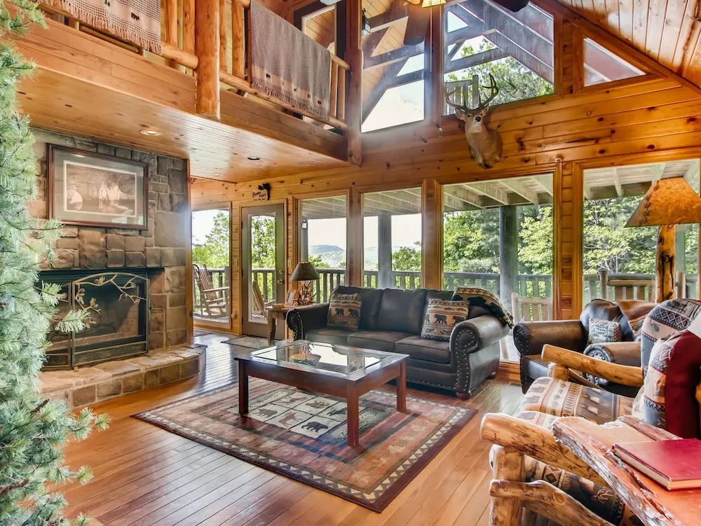 Amazing Grace 3 Bedrooms 3 Bathrooms Cabin