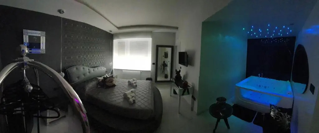 Distinto Suite & Rooms