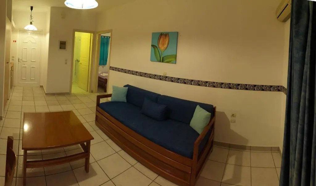 Epavlis Apartments