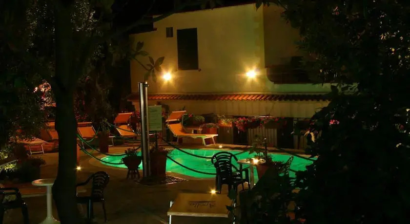 B&B Apollo
