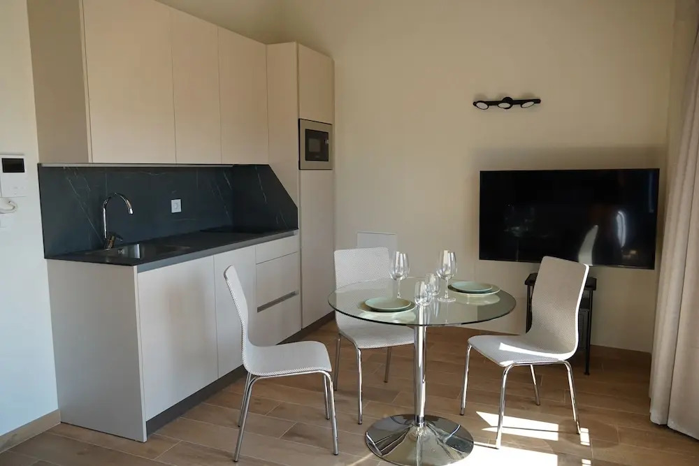 VILLAGRADO Suites AT3LLaves