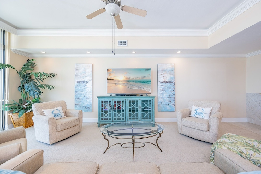 The Oasis 504 Formerly Phoenix West Ii 504 3 Bedroom Condo
