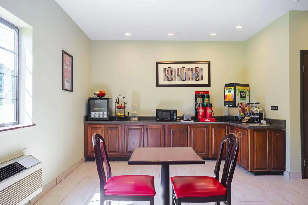 Econo Lodge Inn & Suites Ripley