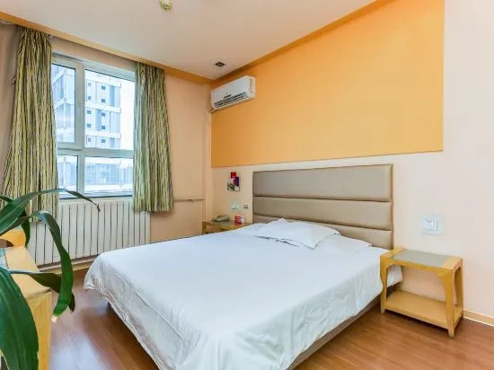 Ginza Jingsu Hotel (Jinan Changqing Jing Shi Xi Road University Road Bus Station)