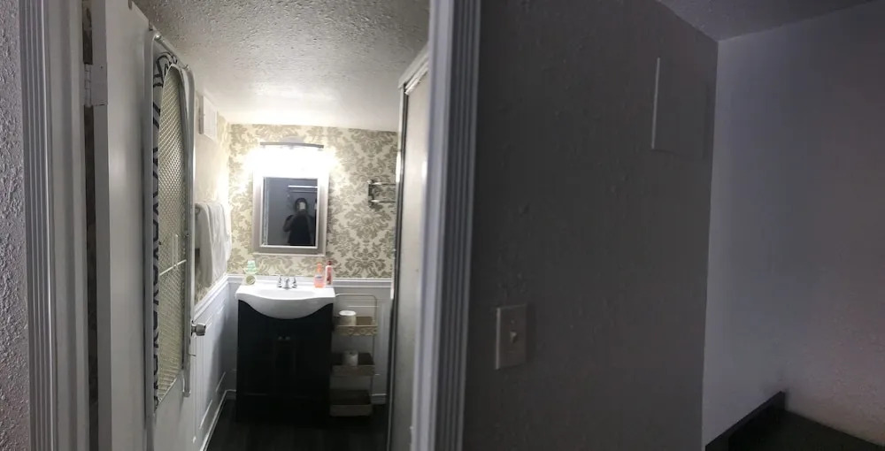 The Village Inn Hotel