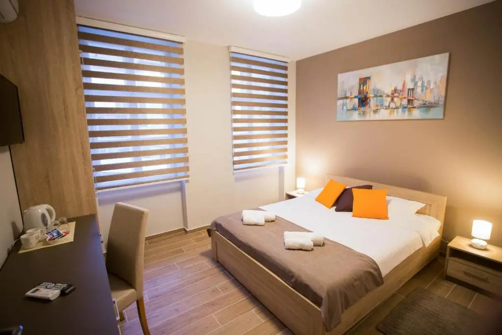 Centar lux 2