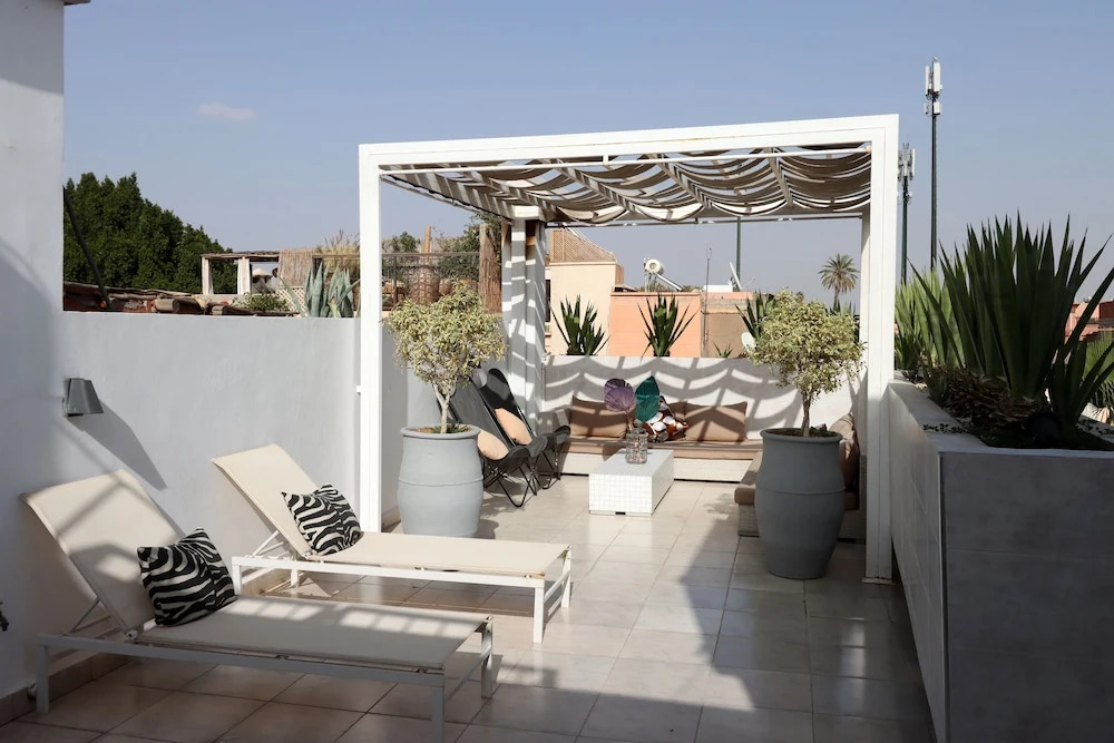 Riad DarHome & Pool