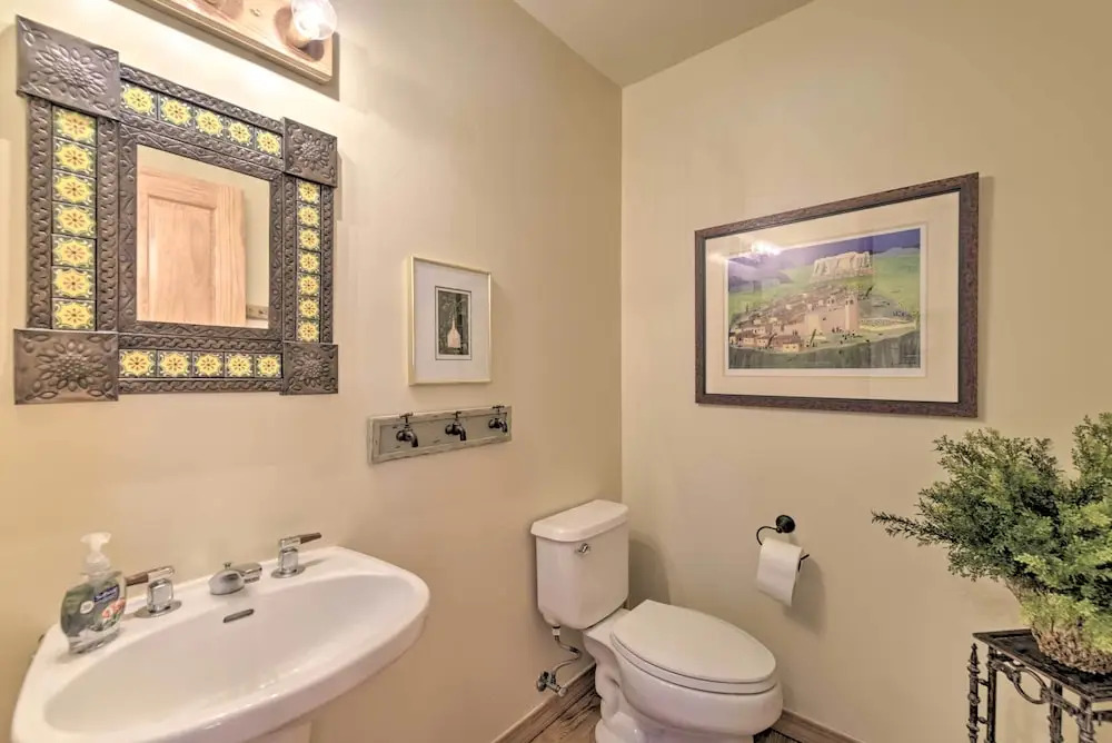 Spacious Angel Fire Cabin < 4 Miles to Resort!