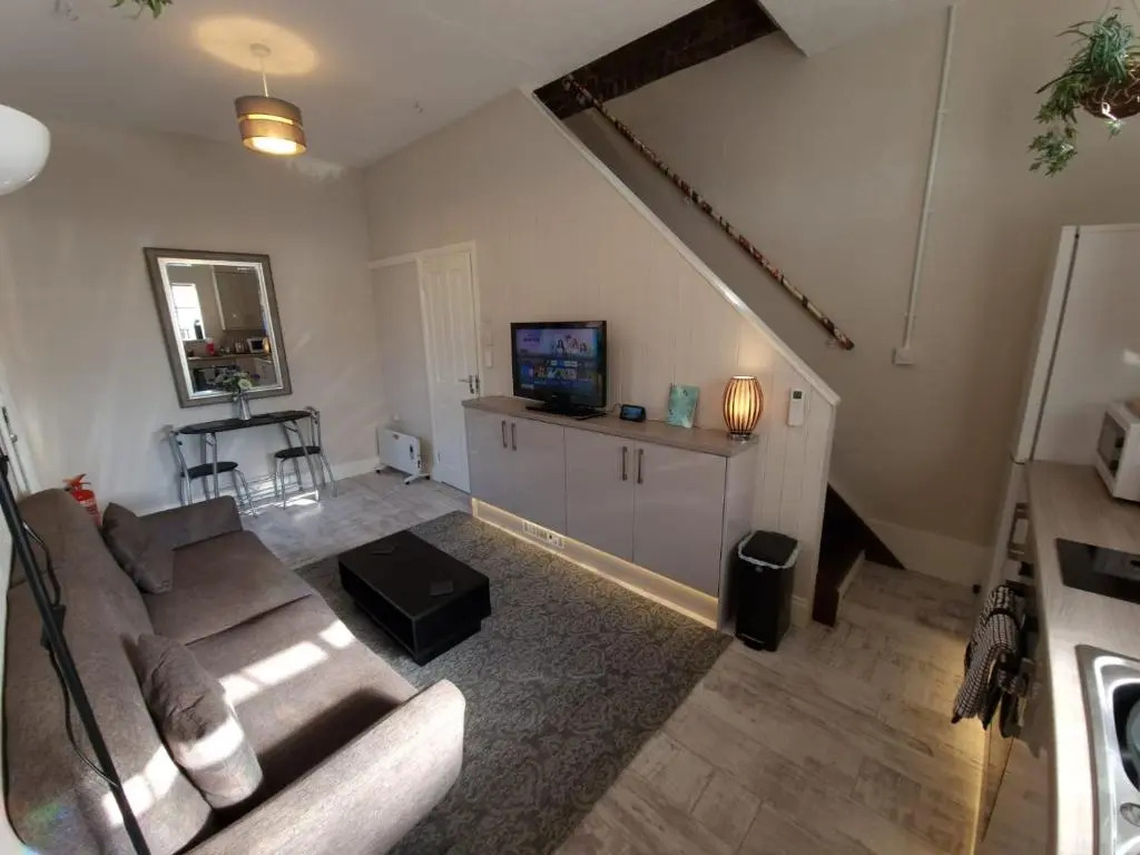 Carlisle Central, Cute Studio Appt, The Cupboard