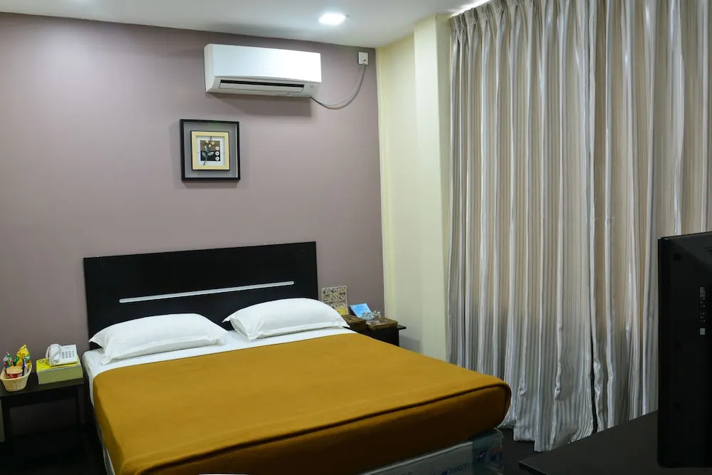 Mini Platinum Hotel
