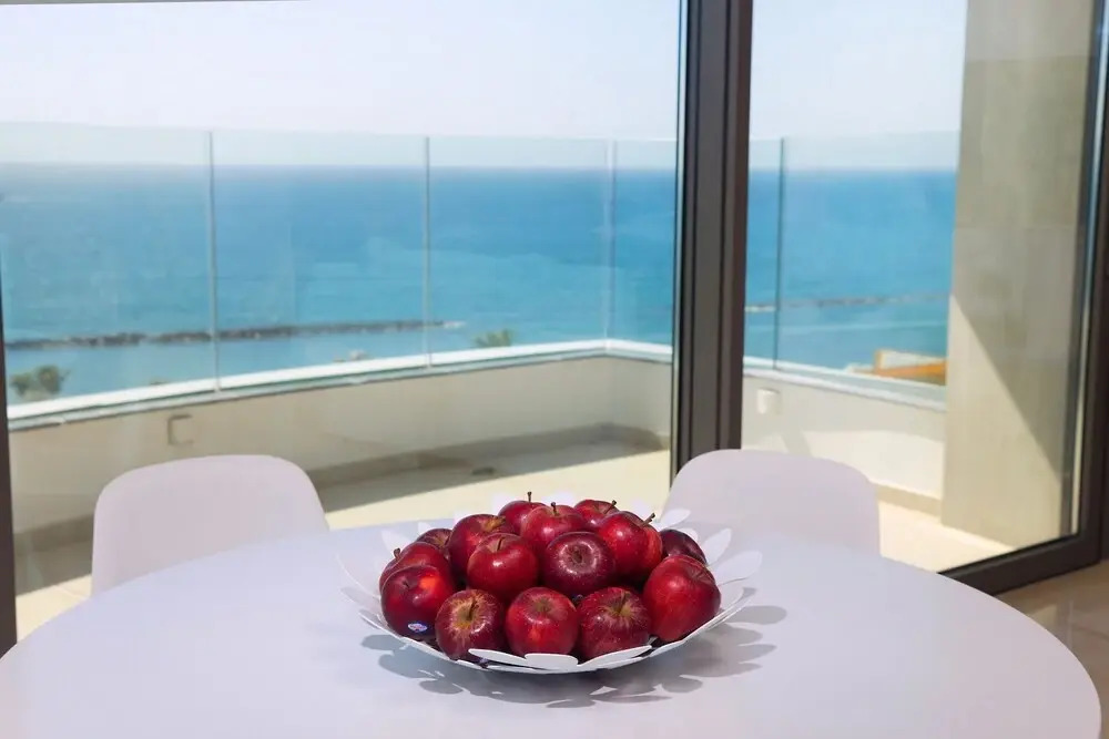 The Arc Ship Exclusive Apartment