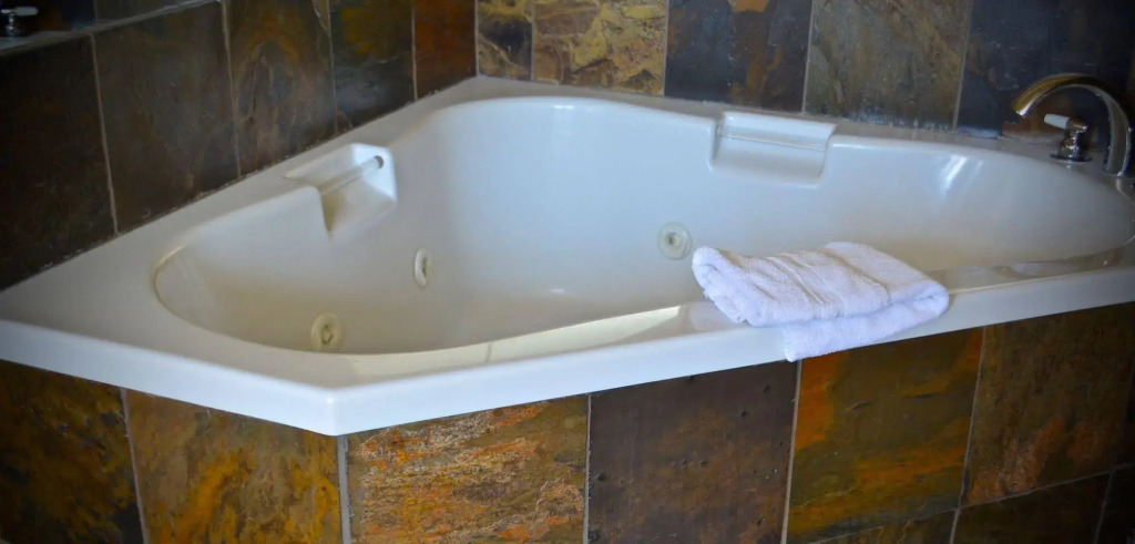Sunset Resorts Canmore and Spa
