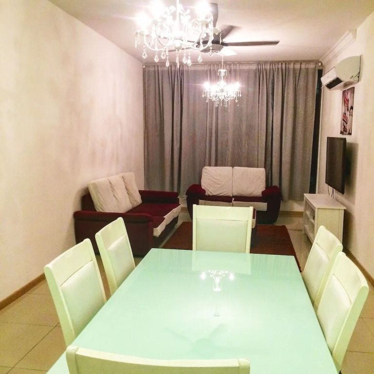 Lawang Suite Standard Roomstay