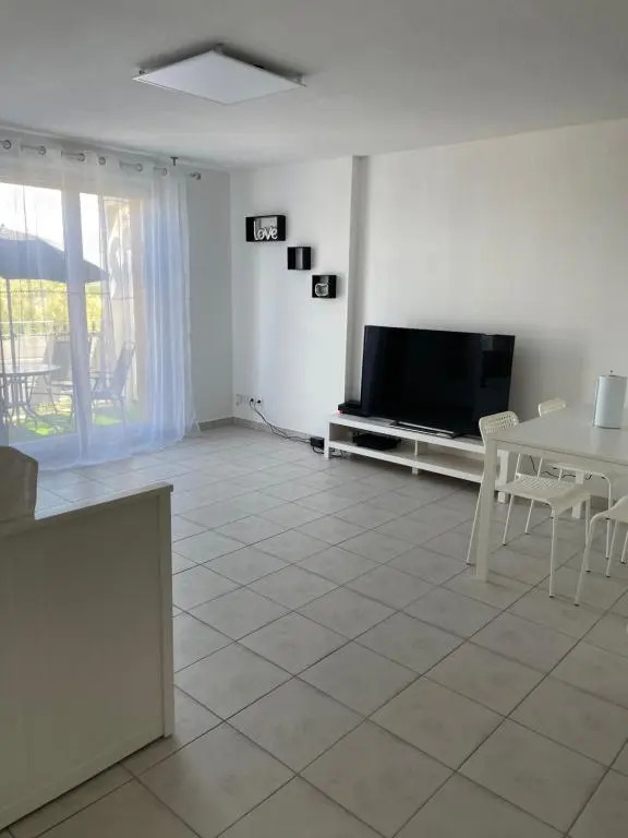 Superbe appartement en résidence privée