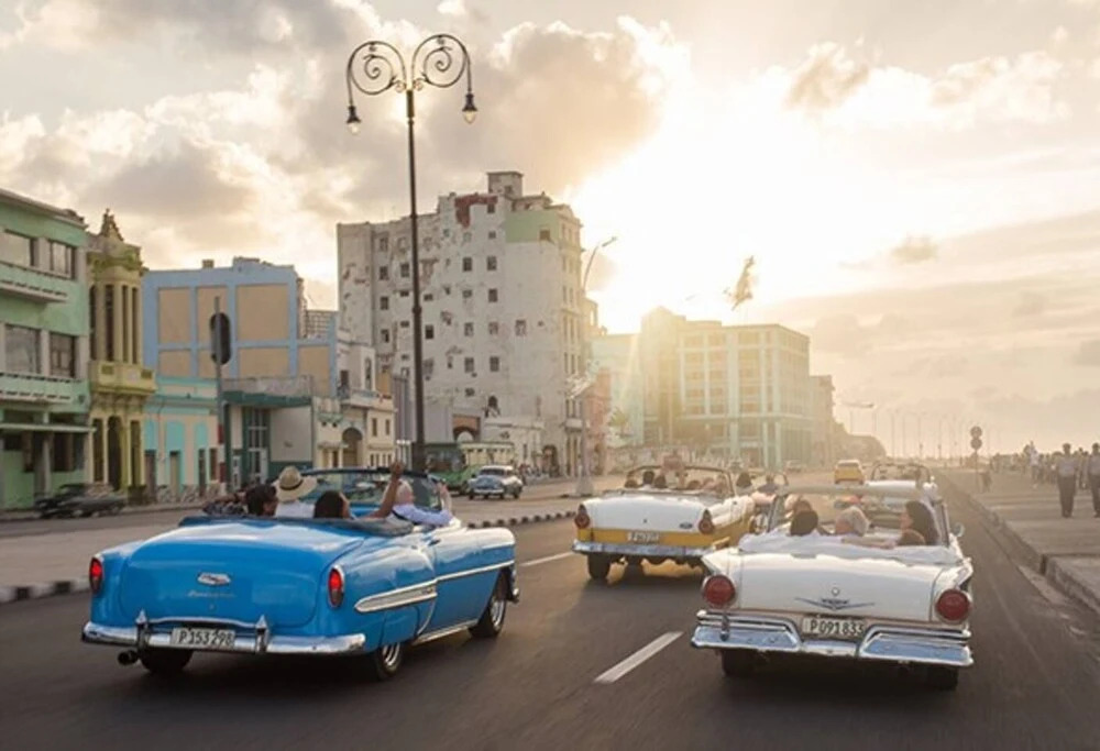 Marquez De Liz 2: Suite Black & White In Havana