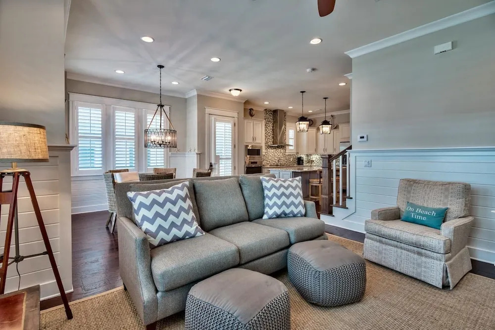 Beach Retreat 3 Bedroom Condo By Coastal Dreamin