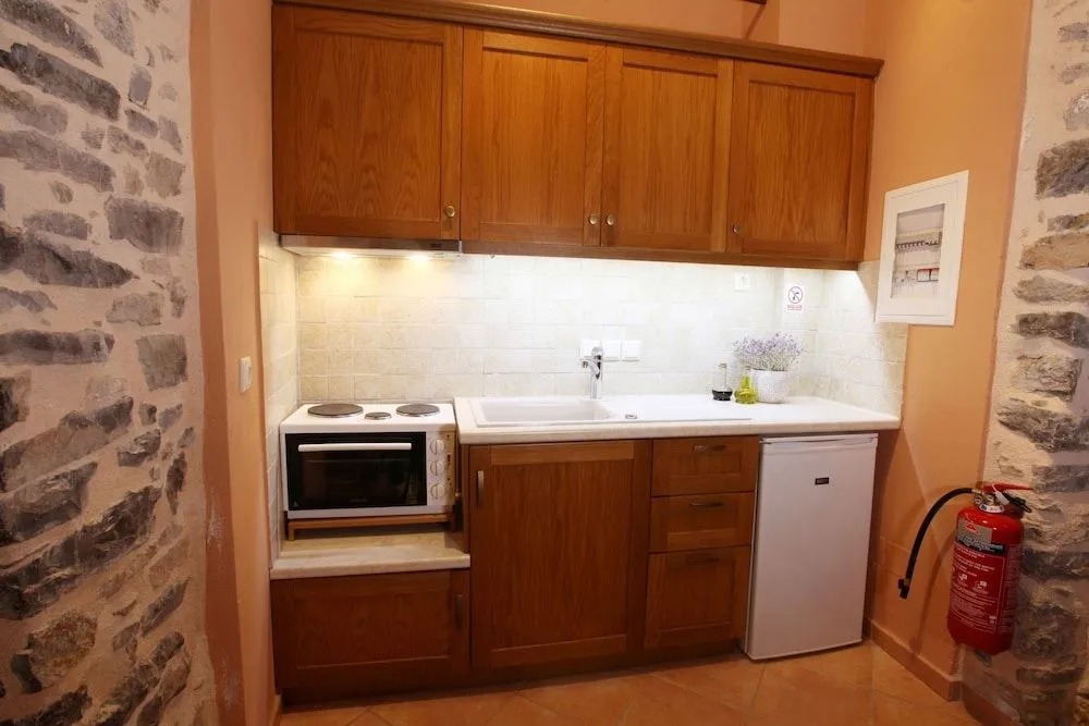 Stoes Traditional Suites