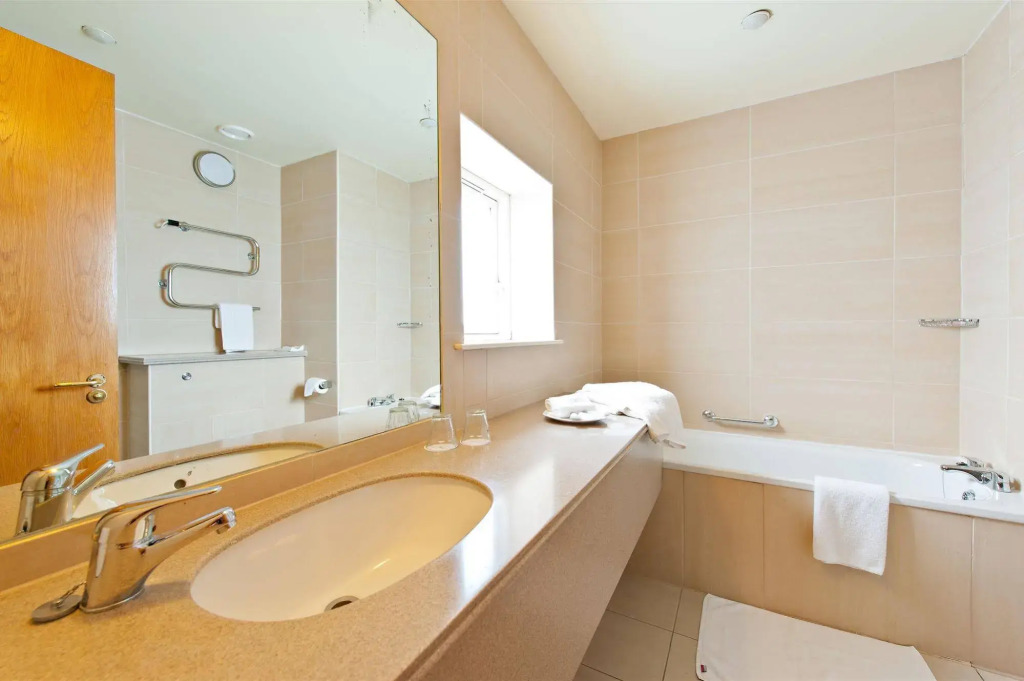 Roganstown Hotel & Country Club