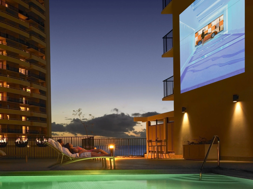 Halepuna Waikiki by Halekulani - NO RESORT FEE