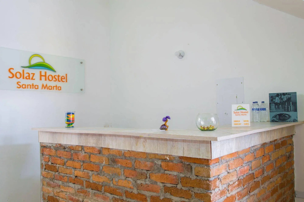 Samario Host