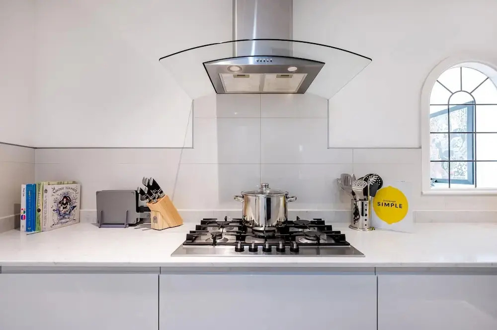 Lords Living -3 bed in Regents Park With Terrace