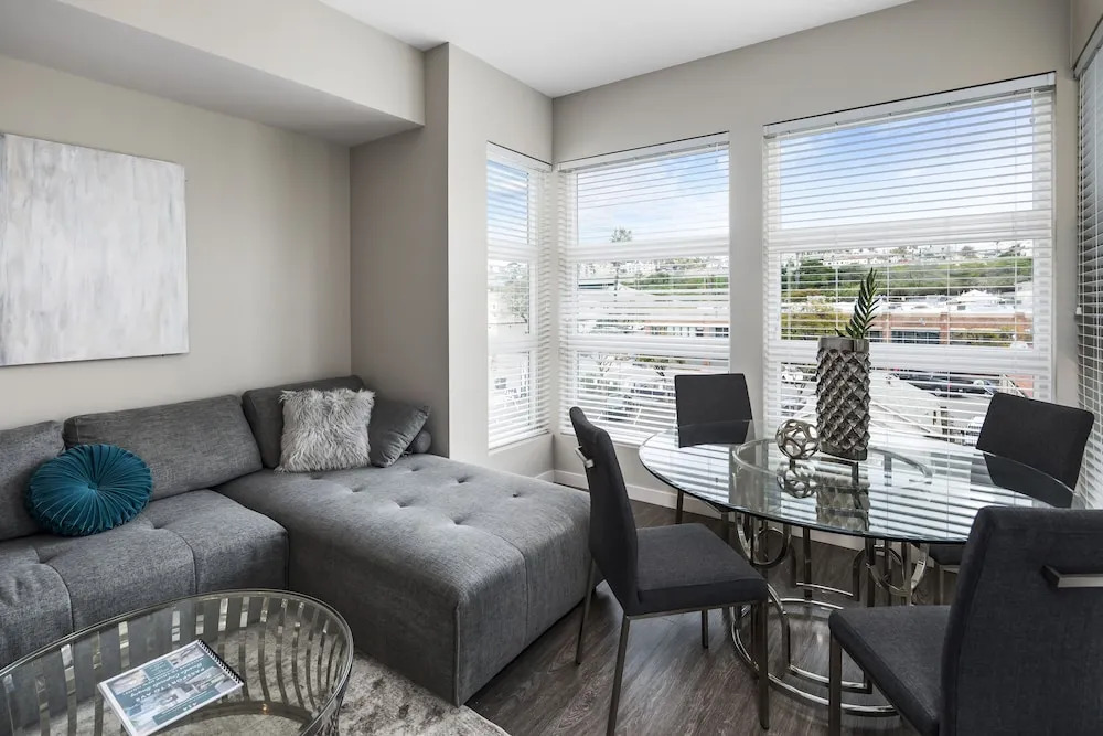Little Italy Apartments by Barsala