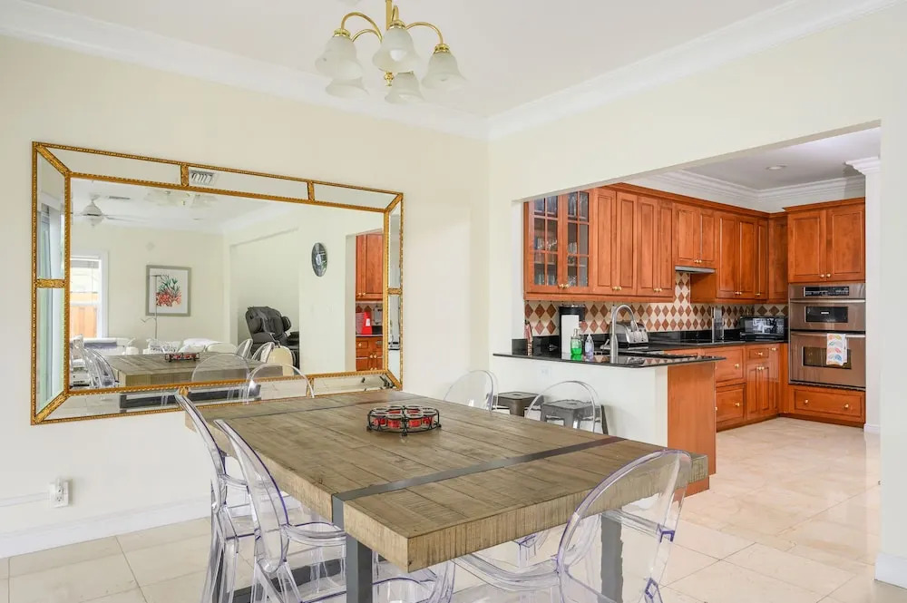 4331 W Tradewinds Ave Duplex Unit A 3 Bedrooms 2.5 Bathrooms Duplex