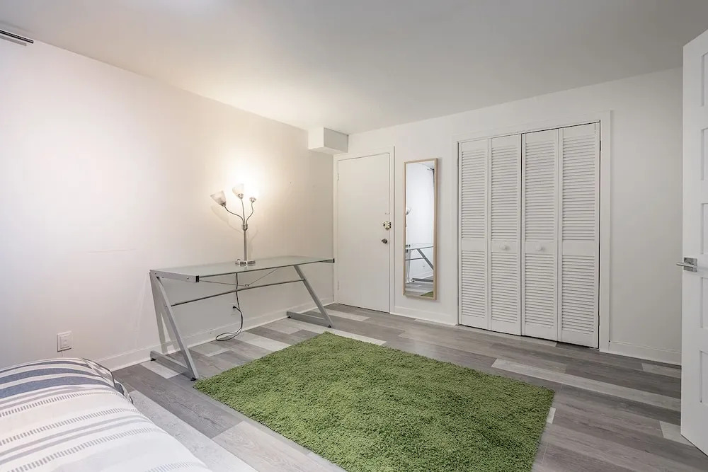 1BR APT in the HEART of Downtown