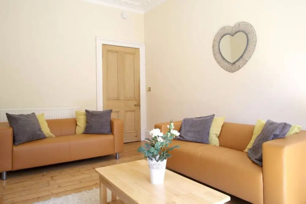 1 Bedroom Apartment In Bruntsfield