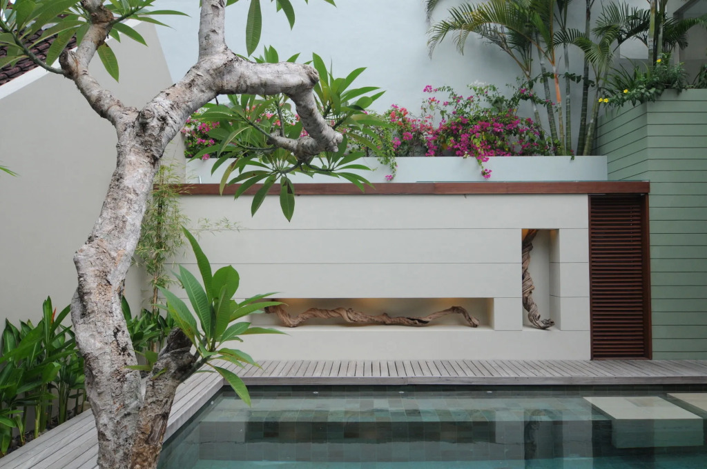 Villa Rio - Contemporary 2BR Villa in Downtown Seminyak