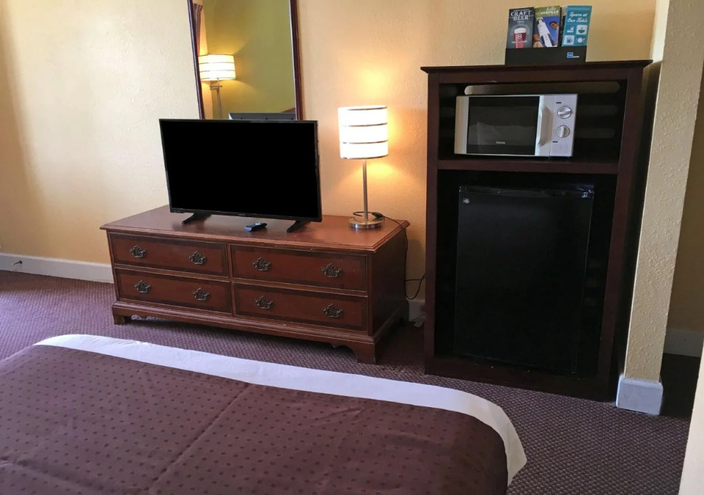 Americas Best Value Inn Huntsville
