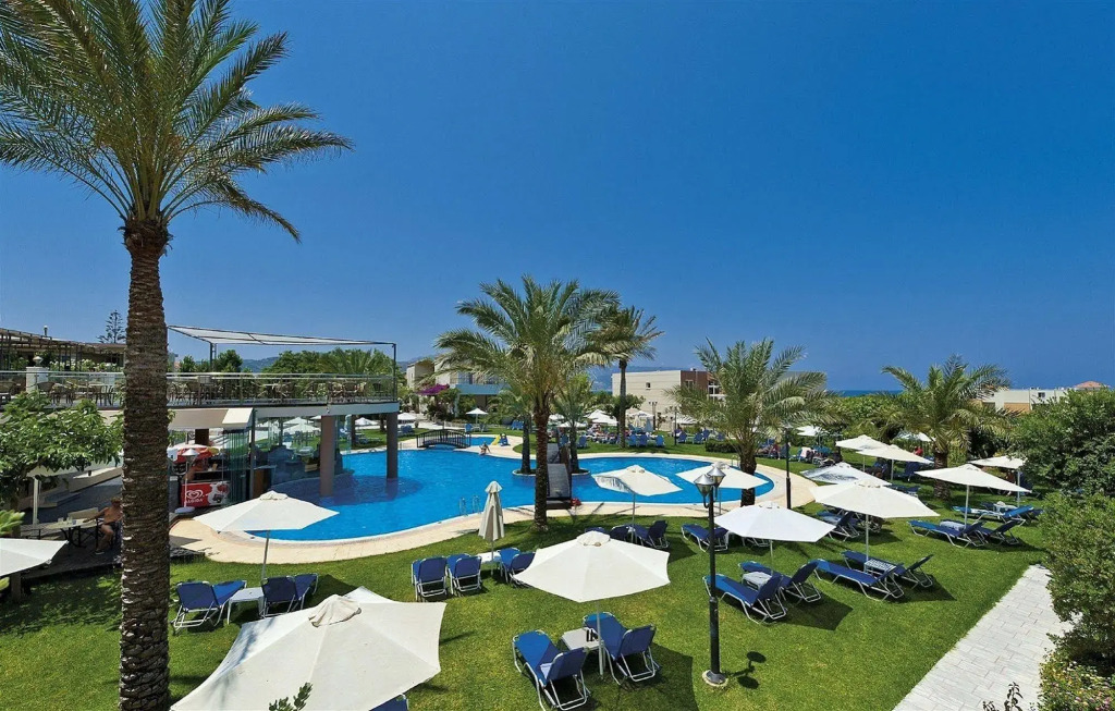 Selini Suites