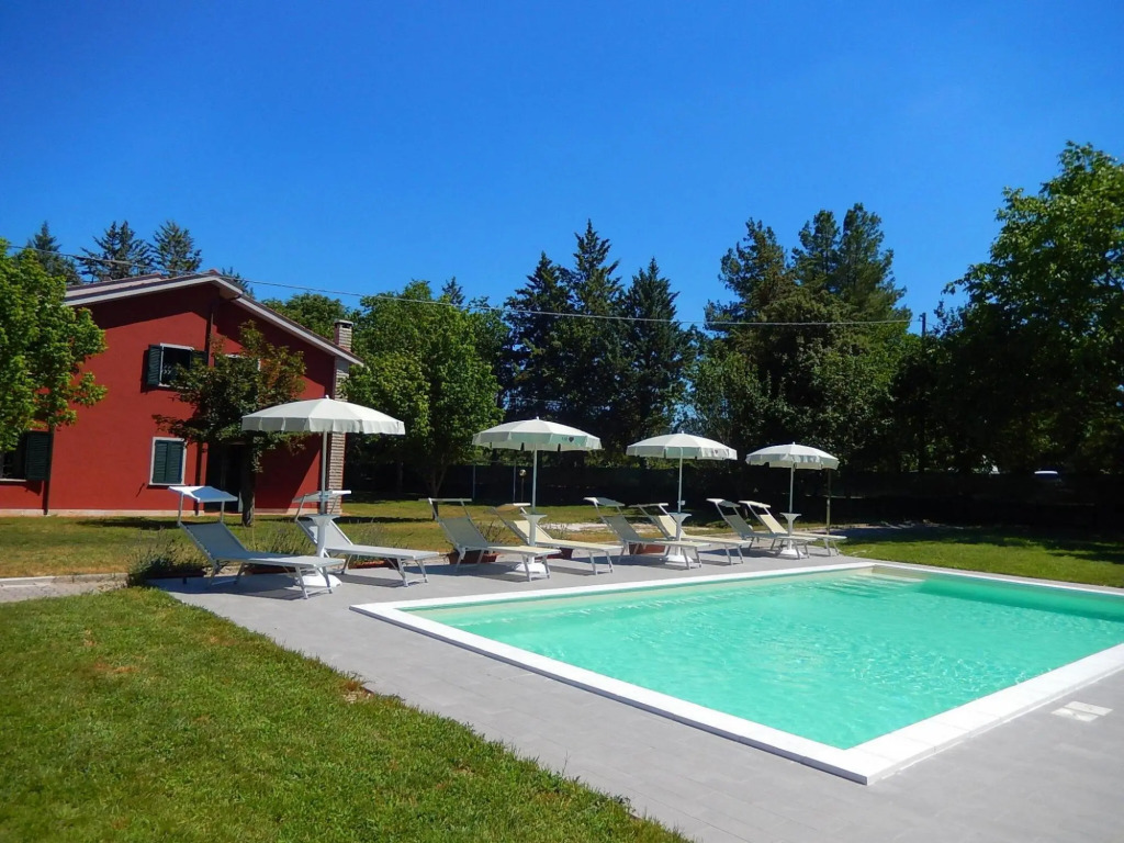 Amazing holiday home in Smyrra with private pool