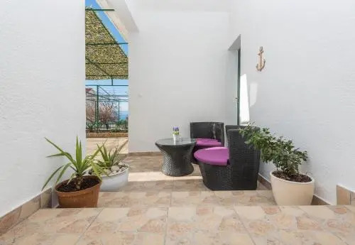 Apartment Ana