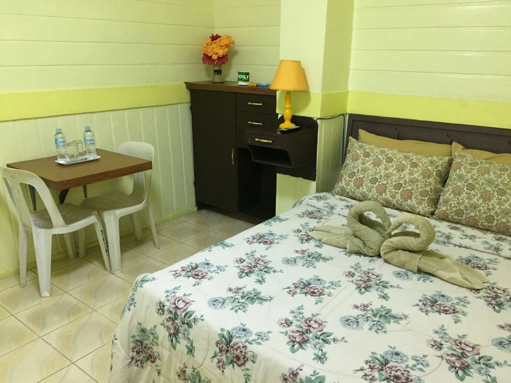 Hayward Travel Inn
