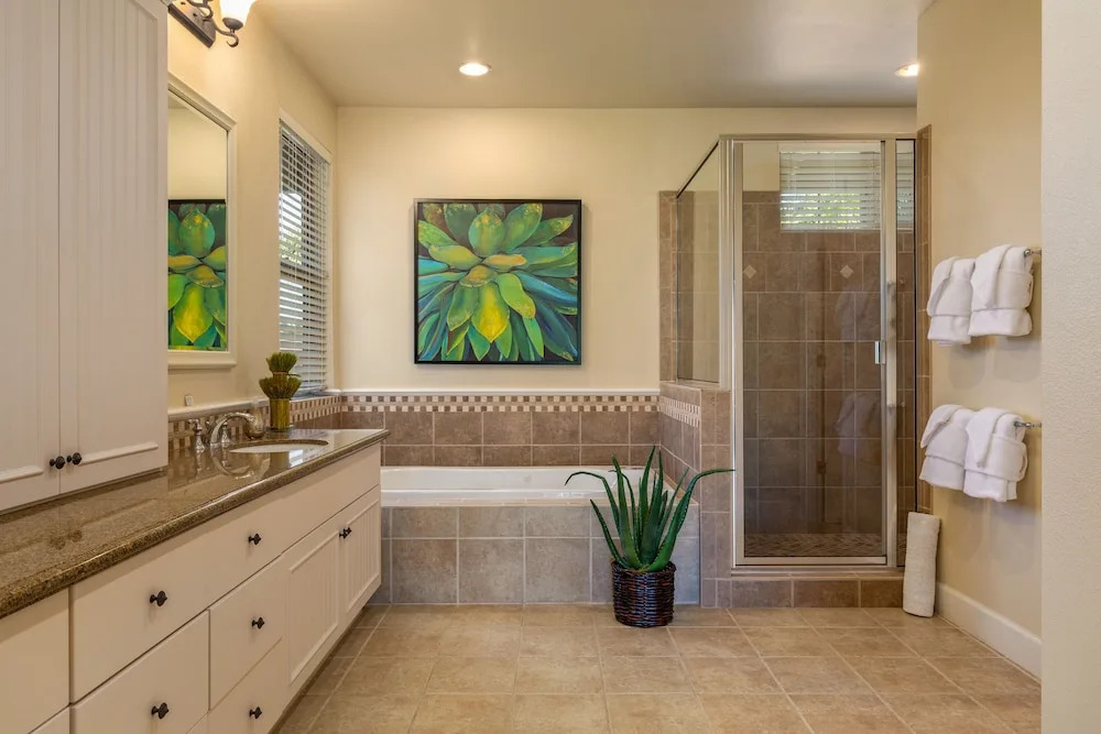 Palm Leaf - 2 Br Condo