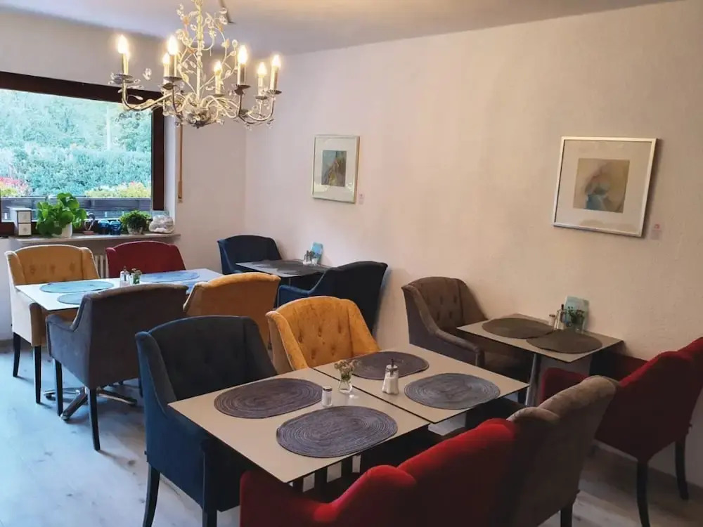 Hotel Saresma Garni