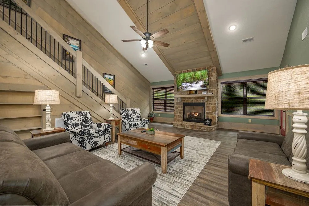 Smoky Pines Chalet