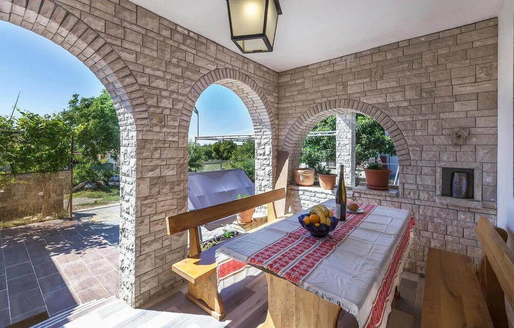 Stunning Apartment in Peroj With Wifi and 4 Bedrooms