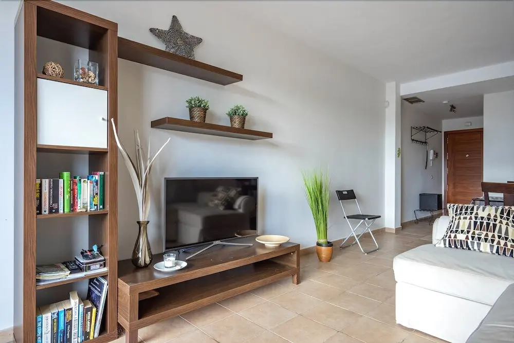 Alamar Poolfront garden apartment Ref 46
