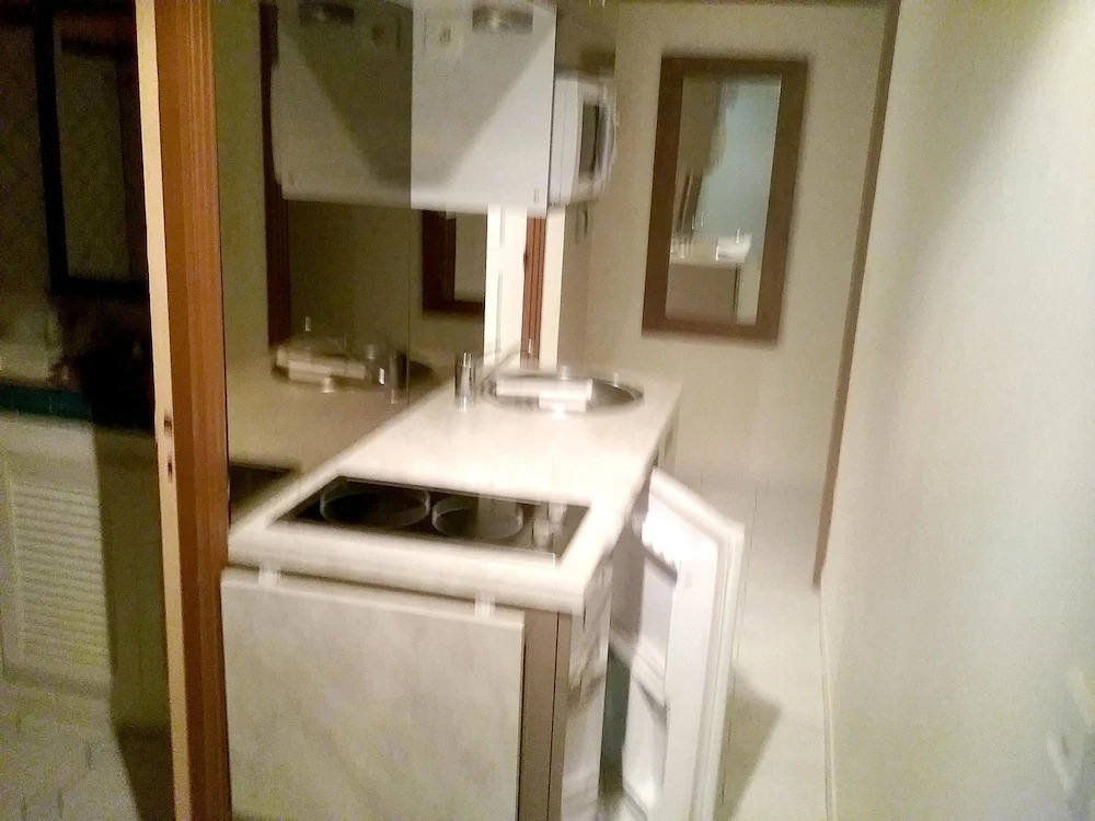 Studio in Saint-françois, With Pool Access, Enclosed Garden and Wifi