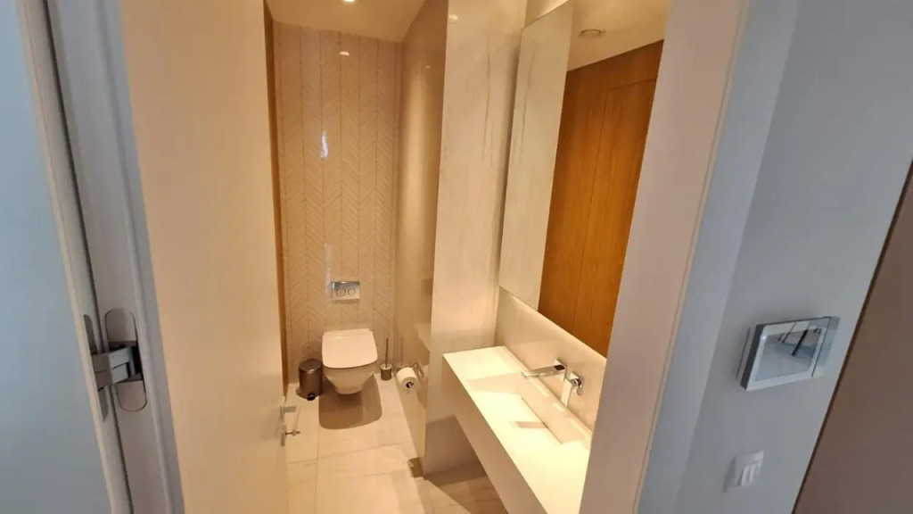 Phaedrus Living Del Mar Suite 311
