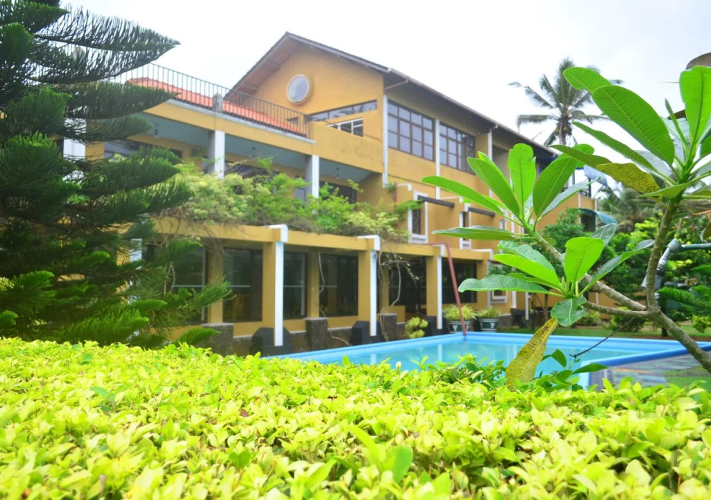 Ocean Dreams Hotel