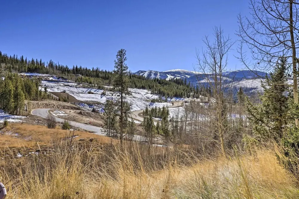 Gorgeous Fraser Townhome w/ Private Hot Tub!