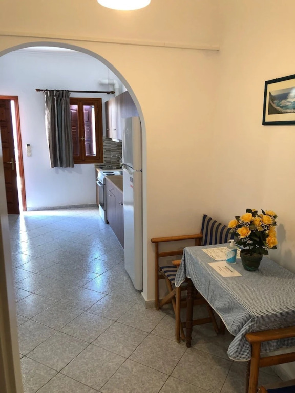 Tarelis Beach Apartments & Studios